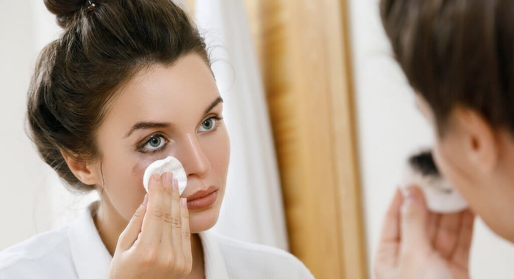 Easy morning and night Skincare Routine to follow
